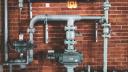 Differences between the base R and magrittr pipes