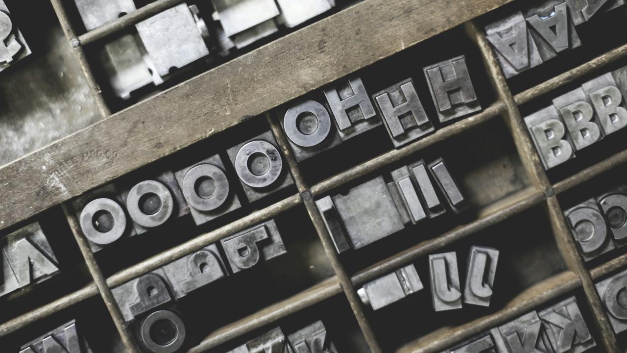 Fonts in R