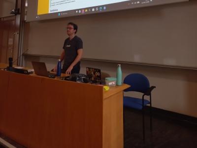 Christophe preparing to give his workshop
